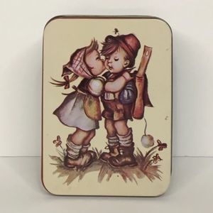 Vintage Giftco Hong Kong Little Sweethears Tin Full of Notes